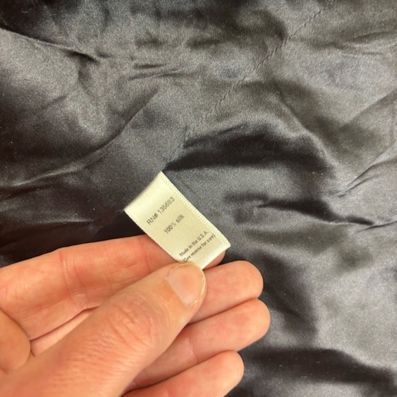 NAKED PRINCESS Women’s Black/Gold 100% Satin Sleeveless Robe size: Medium/Large - Picture 6 of 10